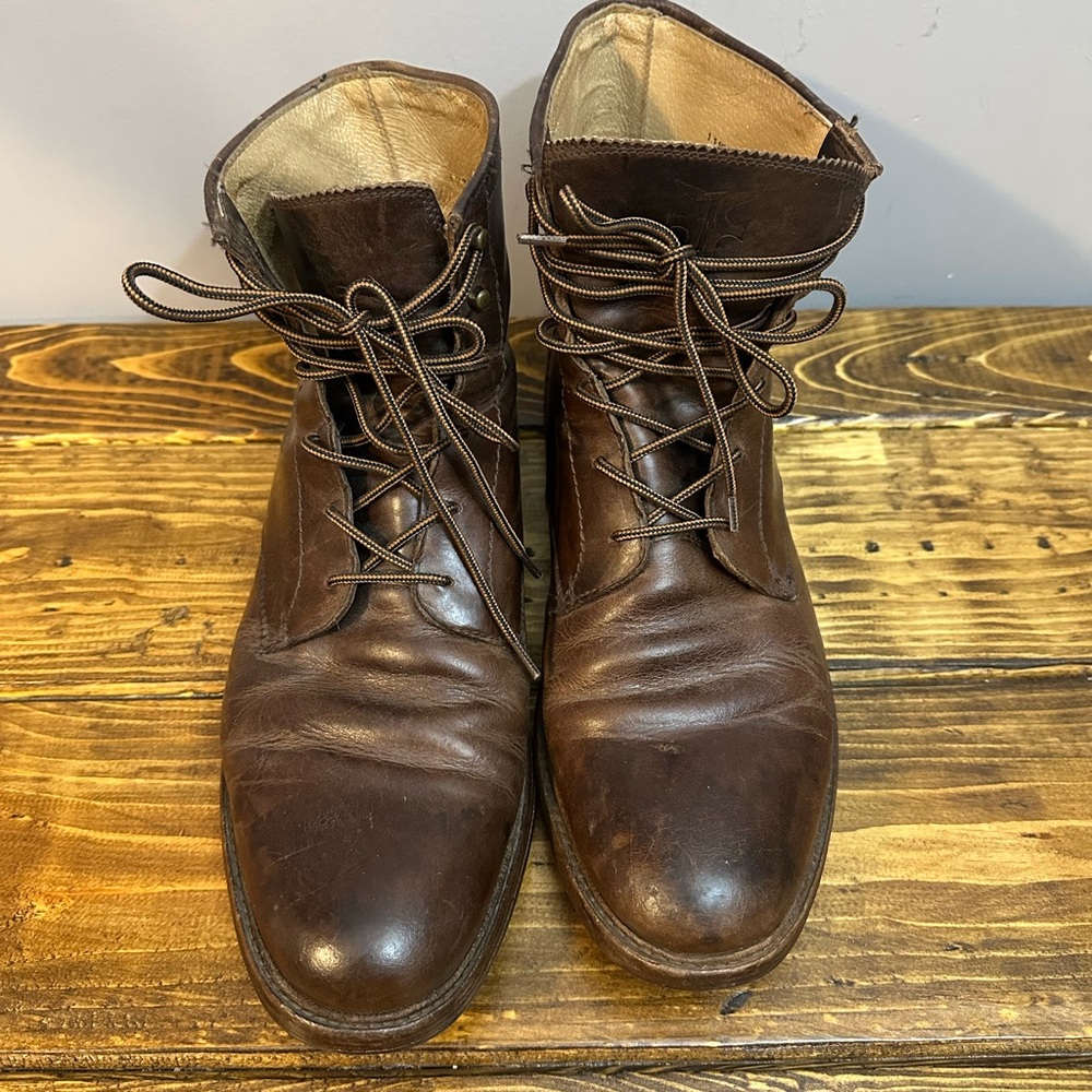 Classic Men's Frye Leather Boots Distressed Traditional/Heritage Style Boot 11.5 - Picture 2 of 11